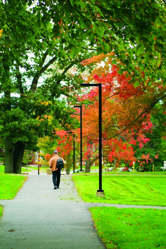 tl_files/sites/hr/Health and Wellness/Man on Quad Path.jpg